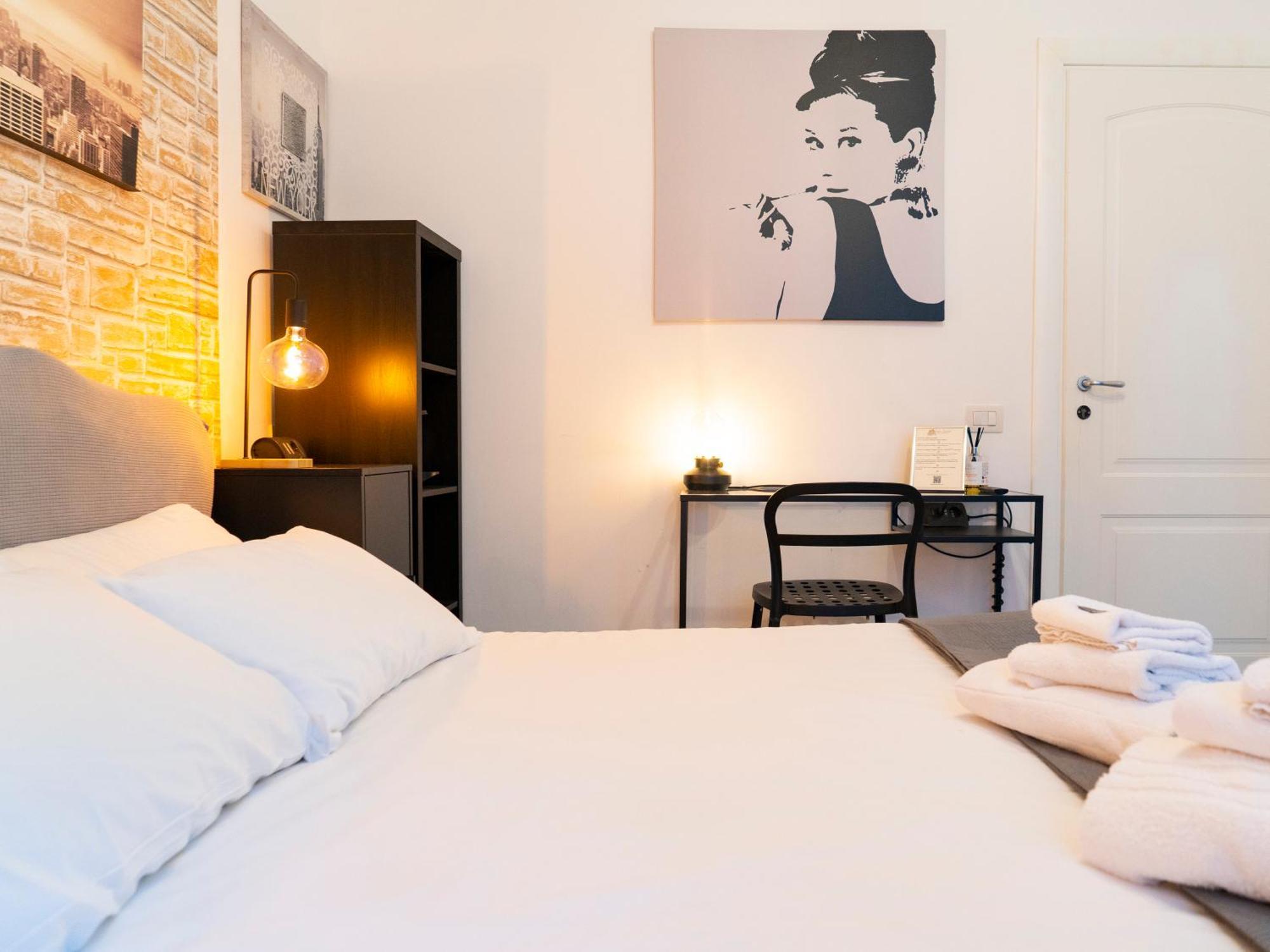 Salotto Piramide Bed & Breakfast Roma Dış mekan fotoğraf